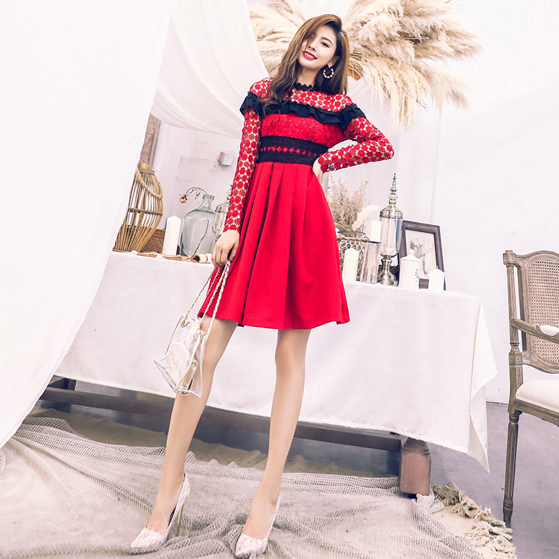 歐洲站2018新款裙子修身仙女鏤空性感蕾絲蓬蓬中長款公主連衣裙潮