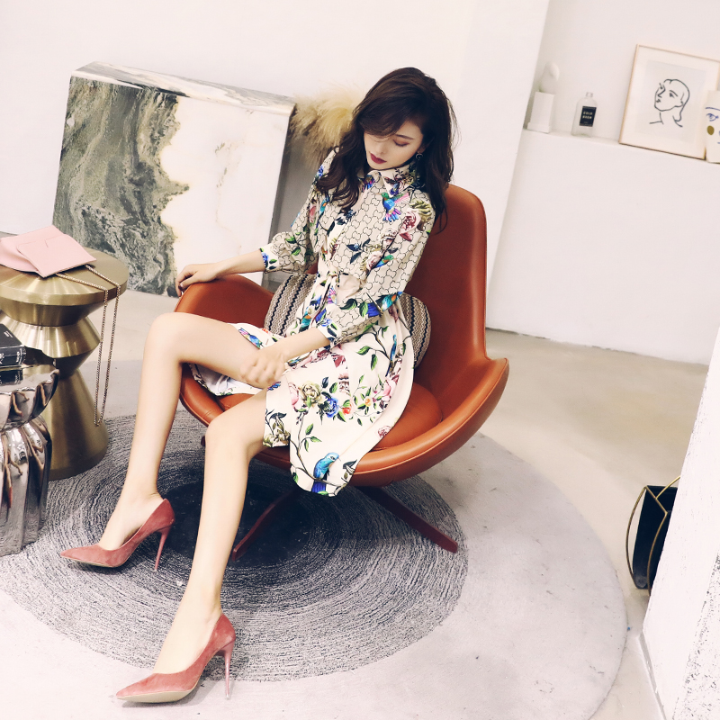 S秀文藝風2018秋季新款花色長袖蝴蝶結系帶波浪印花收腰連衣裙潮