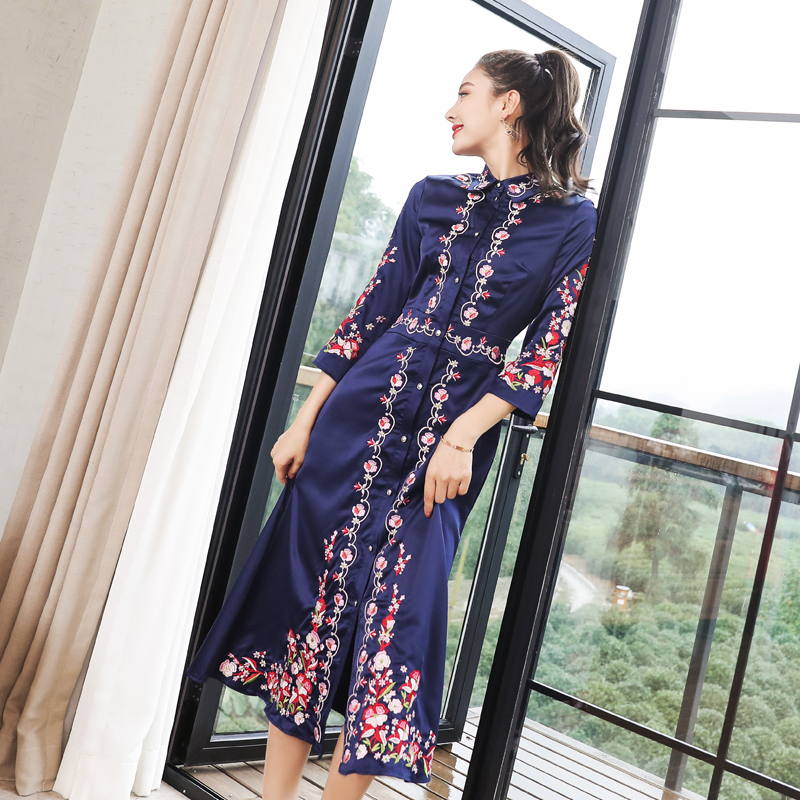 文藝范2018春裝新款通勤時尚連衣裙收腰顯瘦polo領長袖鉛筆裙子潮